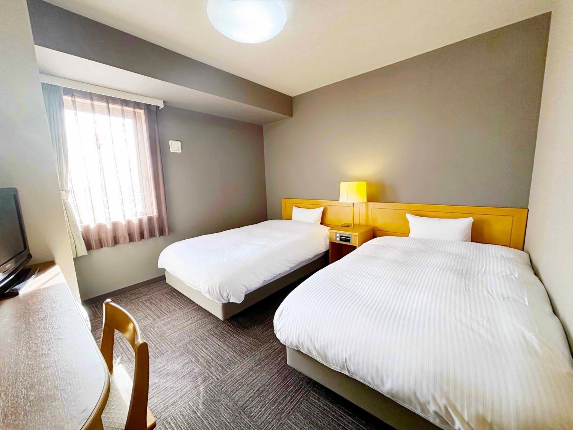 Route Inn Grantia Hanyu Spa Resort מראה חיצוני תמונה