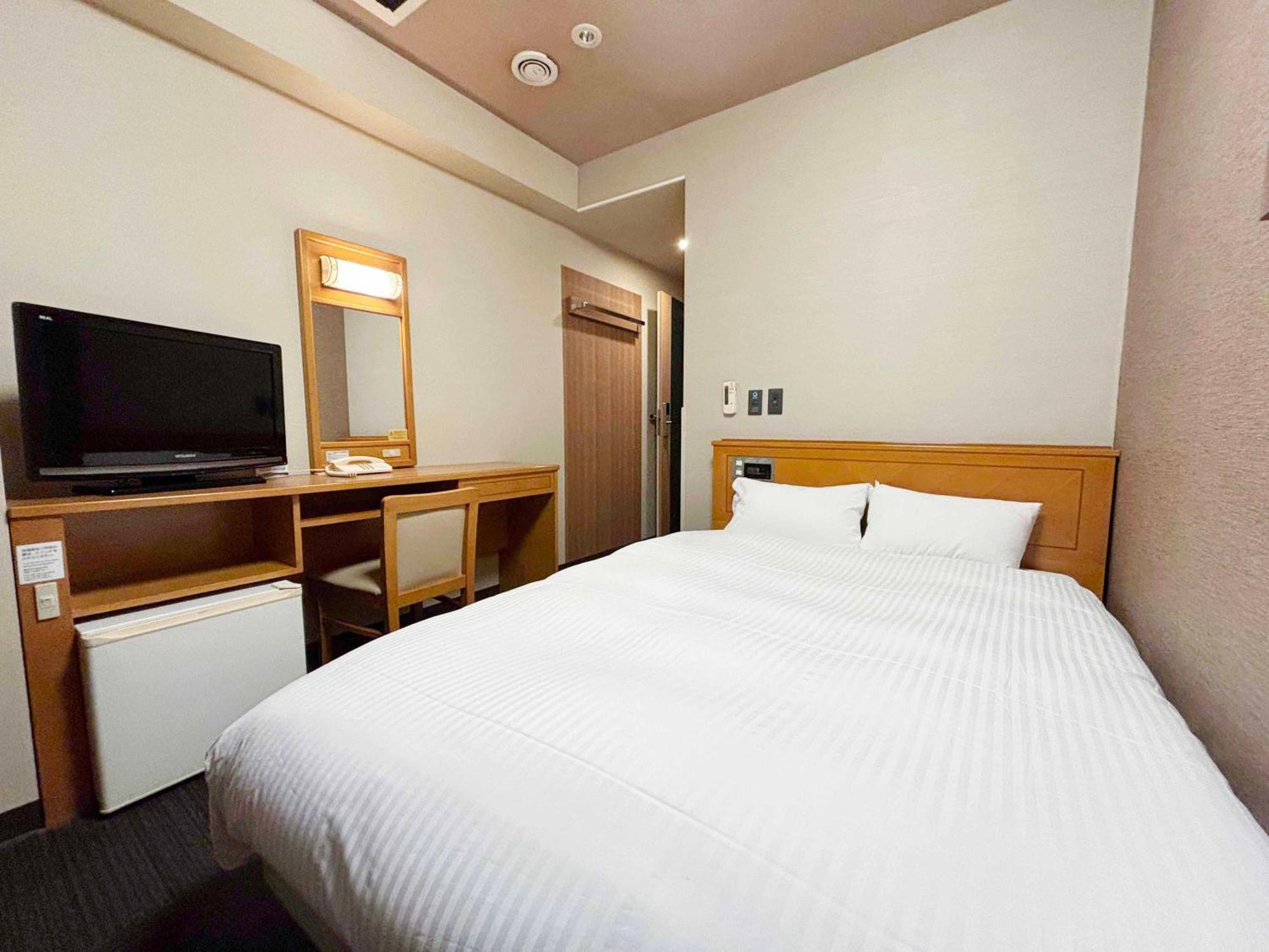Route Inn Grantia Hanyu Spa Resort מראה חיצוני תמונה