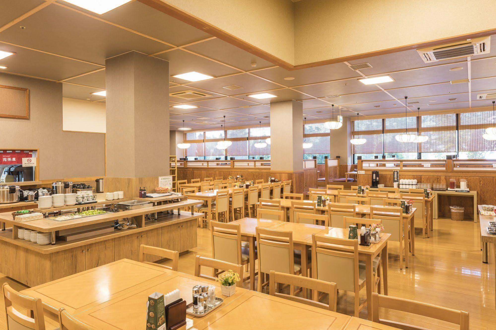 Route Inn Grantia Hanyu Spa Resort מראה חיצוני תמונה